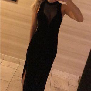 Black Windsor Long Velvet Dress Size Small